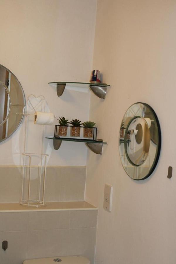 Two Bedroom Apartment, Free Parking, Close To Uclan And Free Wifi Preston  Exterior photo