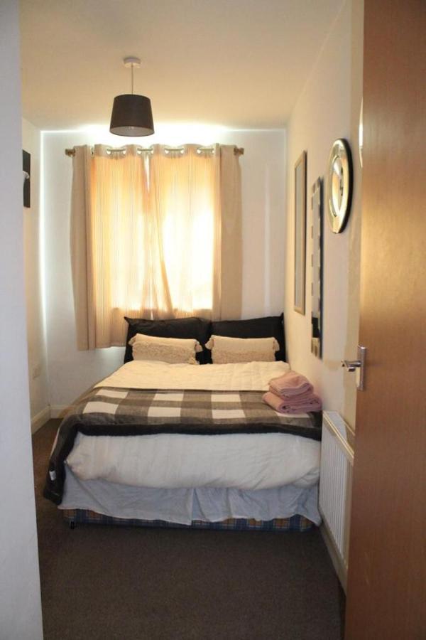 Two Bedroom Apartment, Free Parking, Close To Uclan And Free Wifi Preston  Exterior photo
