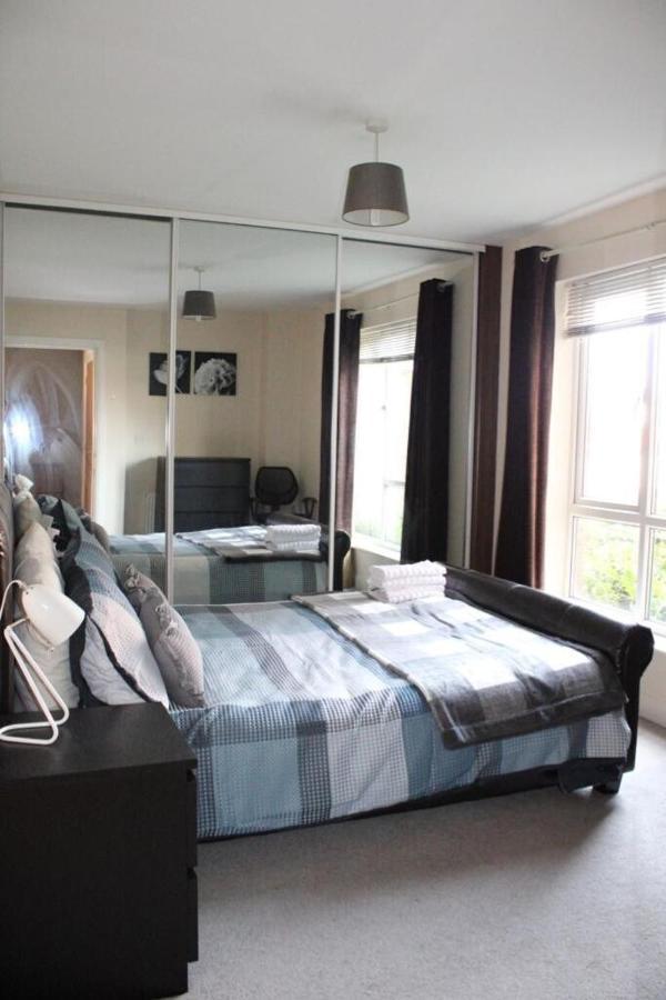 Two Bedroom Apartment, Free Parking, Close To Uclan And Free Wifi Preston  Exterior photo